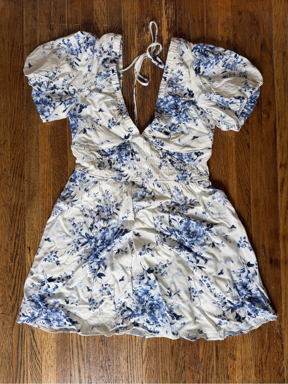 White & Blue Floral V-Neck Short Dress